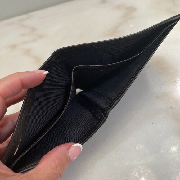 Tommy Hilfiger Men's Classic Logo Bifold Dark Brown Leather Wallet - Picture 7 of 13